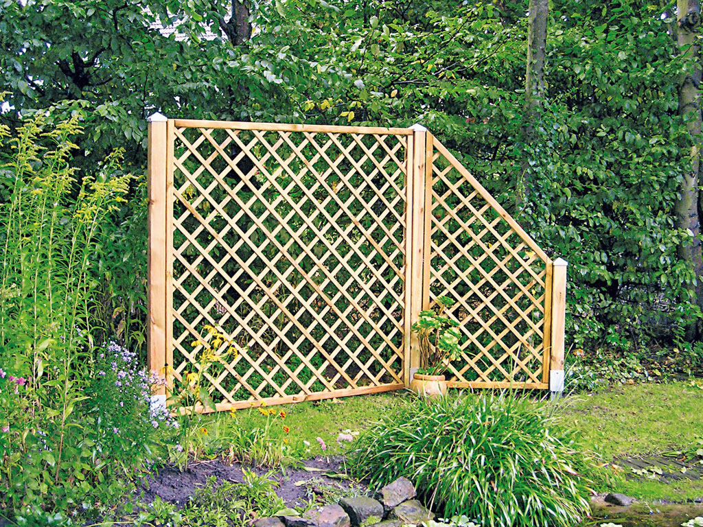 Ambiente mit Diagonal-Rankzaun ECKE 90 x 180/90 cm