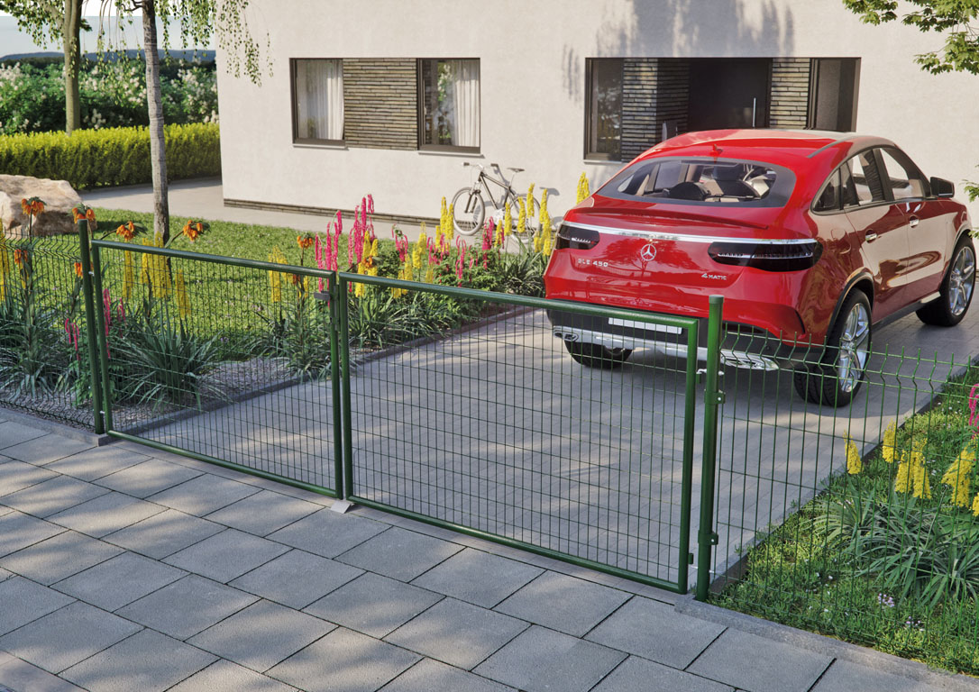 STRONG Endverbinder für Gitterzäune Ambiente mit STRONG Toranschlag
