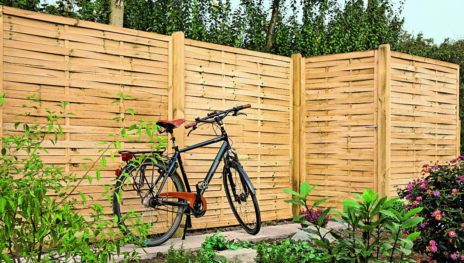 Ambiente mit Lamellenzaun Tor-Set 180